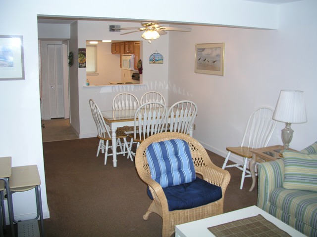 20080604_livingroom.jpg