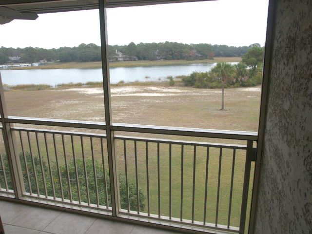20101124bluff56unit1741pic004.jpg