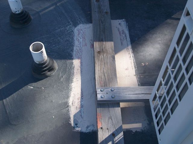 roof_damage_repair_1.jpg